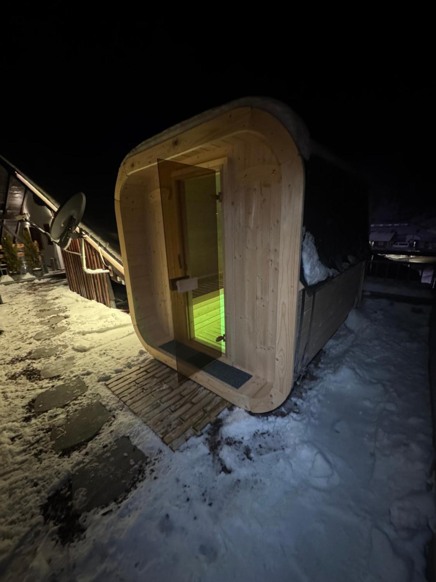 تيزيرو Ski Lodge Pampeago المظهر الخارجي الصورة